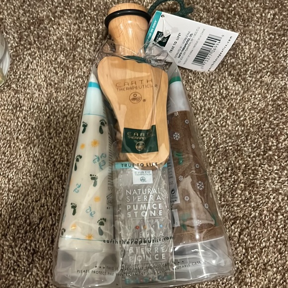 COPY - Earth Therapeutics Sole Food Foot Therapy Kit - Picture 4 of 4